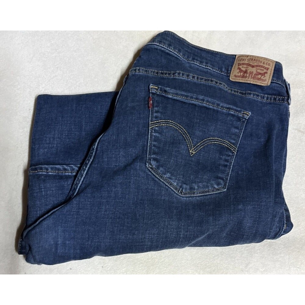 Levi's Jeans Women's Size 22W M Classic Straight Stretch Medium Blue Denim